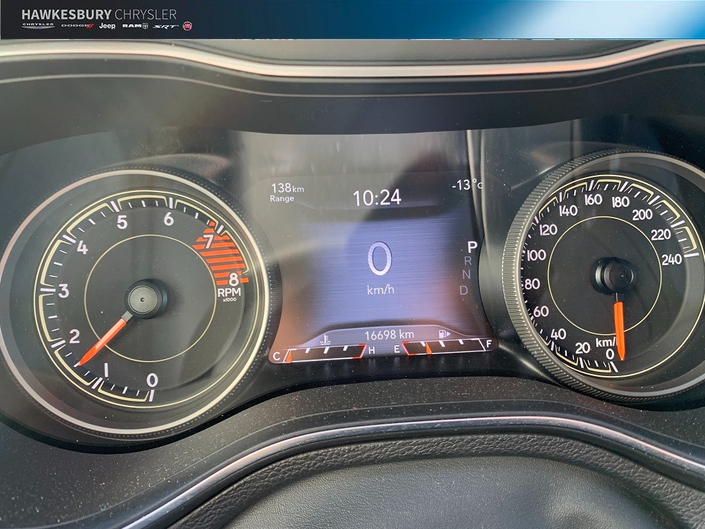 Jeep Cherokee 2022 - Image 13
