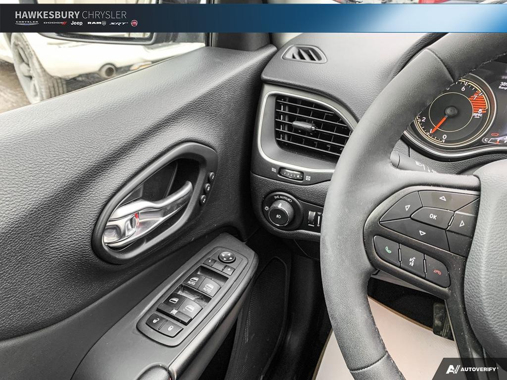 Jeep Cherokee 2022 - Image 15