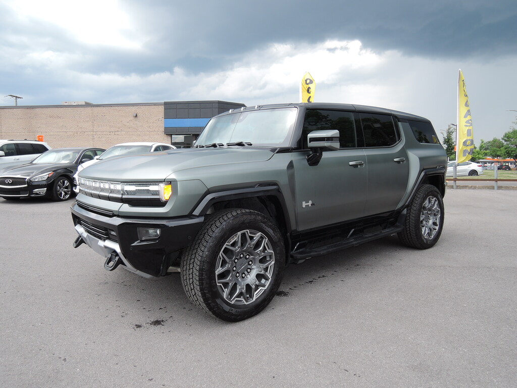 Used 2024 GMC Hummer EV SUV with 5,782 km for sale at Otogo