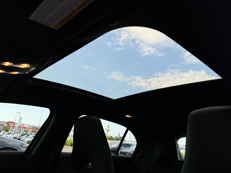 2022 Mercedes-Benz AMG A 35 4MATIC, 多伦多, 全款车