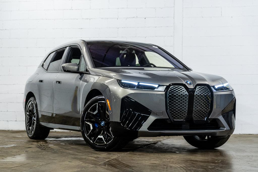 Used 2025 BMW iX with 90 km for sale at Otogo