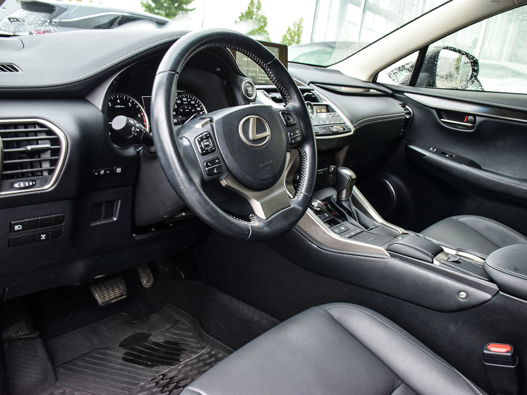 2019 Lexus NX 300 , 多伦多, 全款车