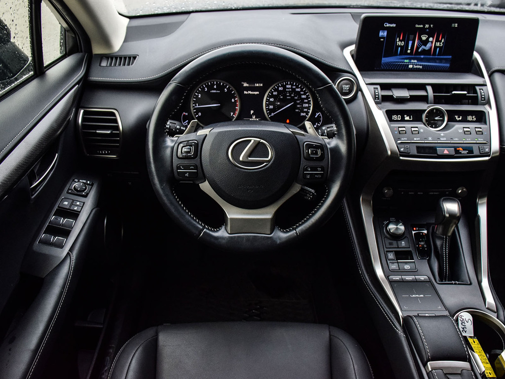 2019 Lexus NX 300 , 多伦多, 全款车