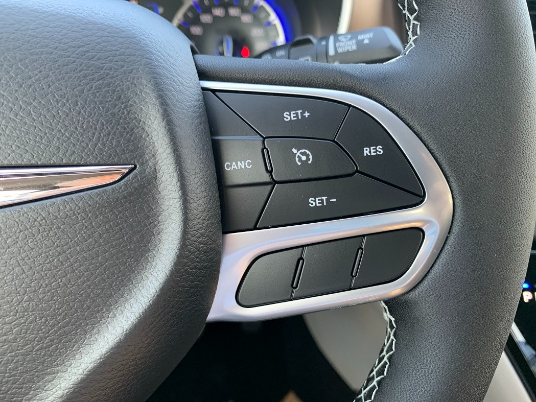 Chrysler Grand Caravan 2024 - Image 12