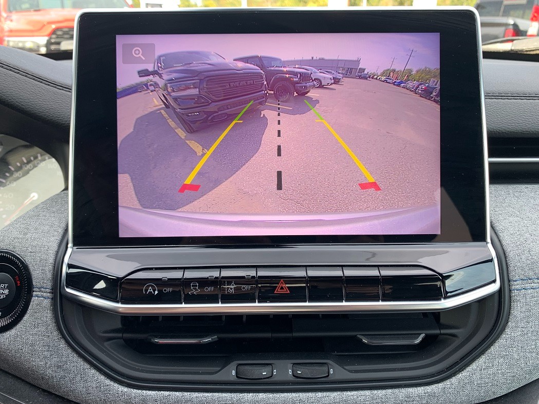 Jeep Compass 2024 - Image 18