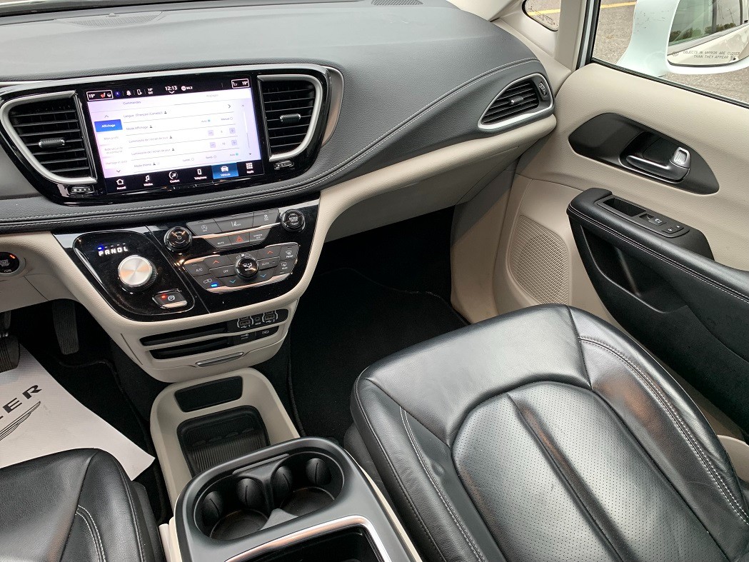 Chrysler Pacifica 2022 - Image 27