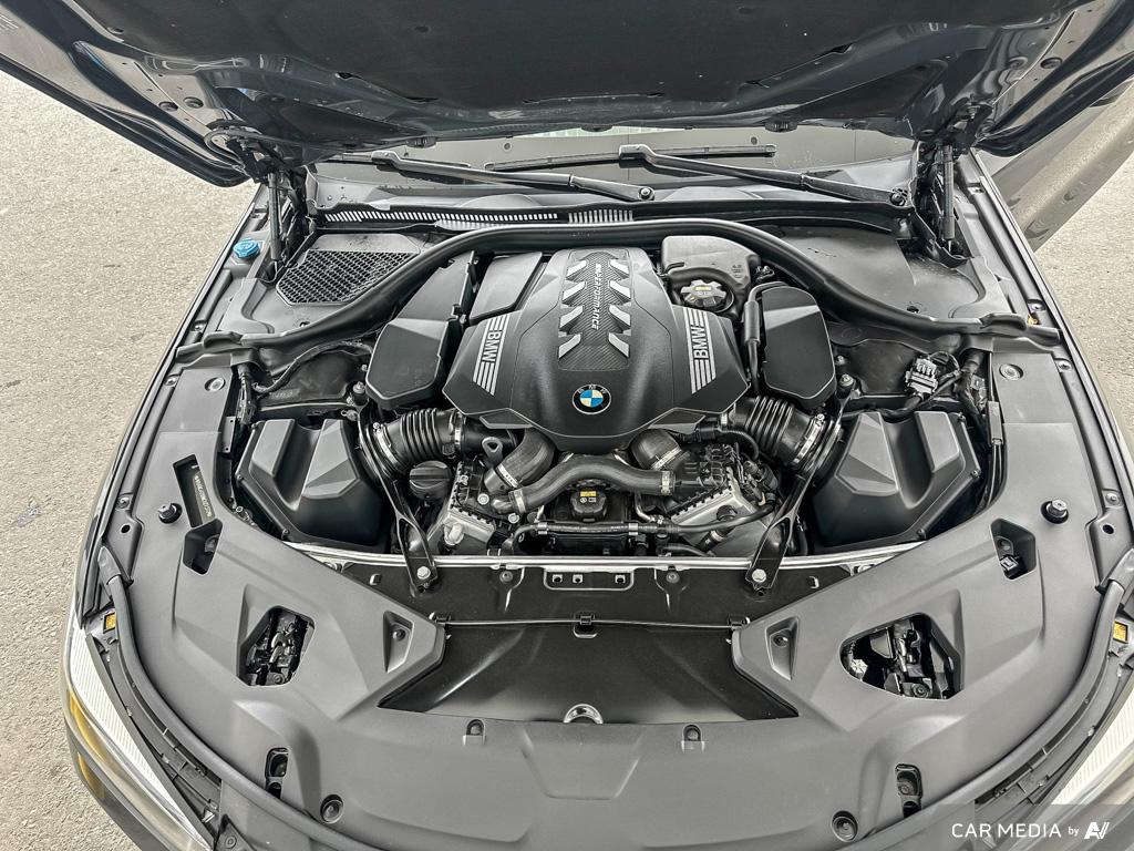 2022 BMW M850i xDrive, Toronto, Cash