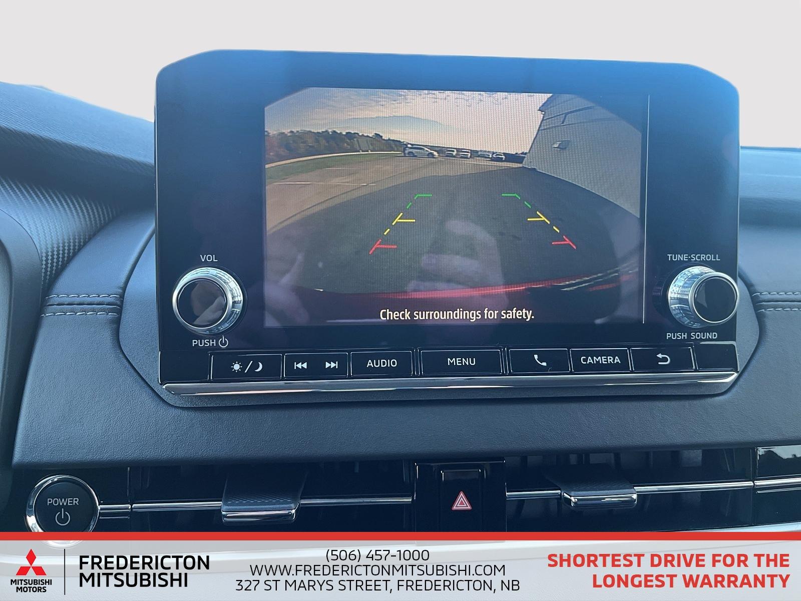 2025 Mitsubishi Outlander PHEV ES