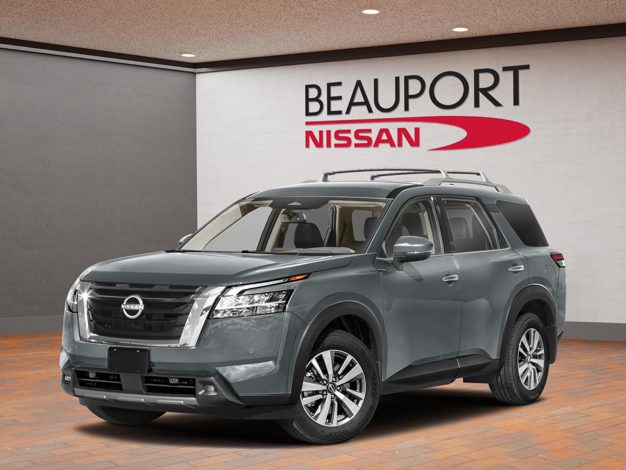 Used 2024 Nissan Pathfinder with 10 km for sale at Otogo