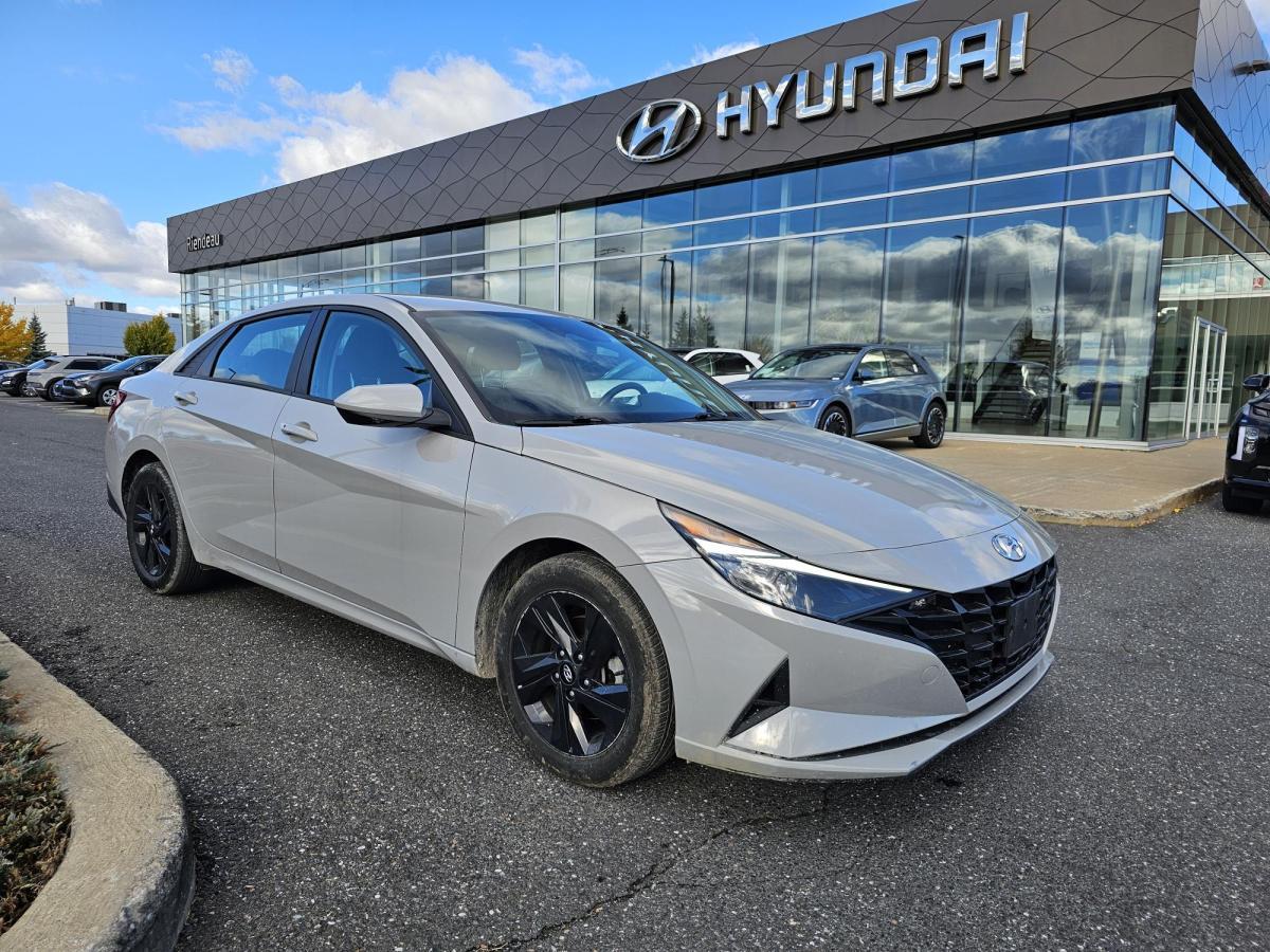 Used 2021 Hyundai Elantra with 96,221 km for sale at Otogo