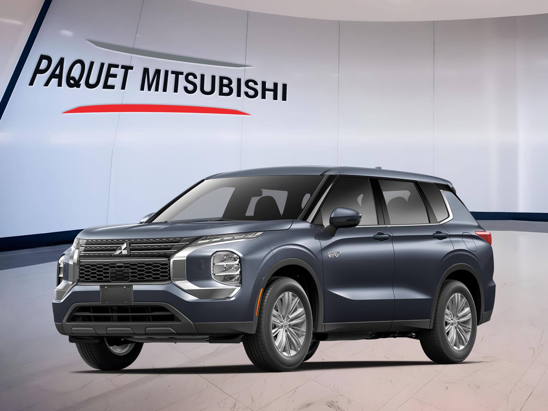 Used 2025 Mitsubishi Outlander PHEV with 10 km for sale at Otogo