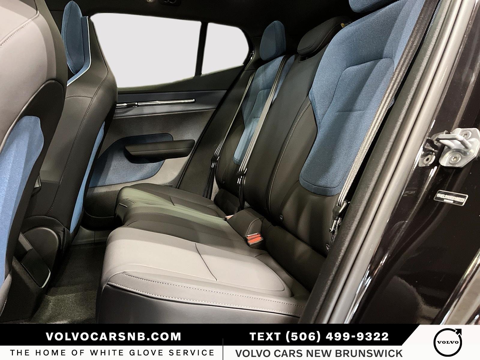 2025 Volvo EX30 Single Motor Extended Range Plus