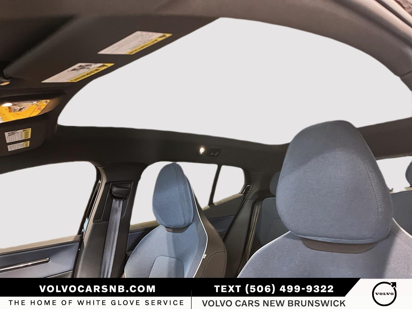 2025 Volvo EX30 Single Motor Extended Range Plus