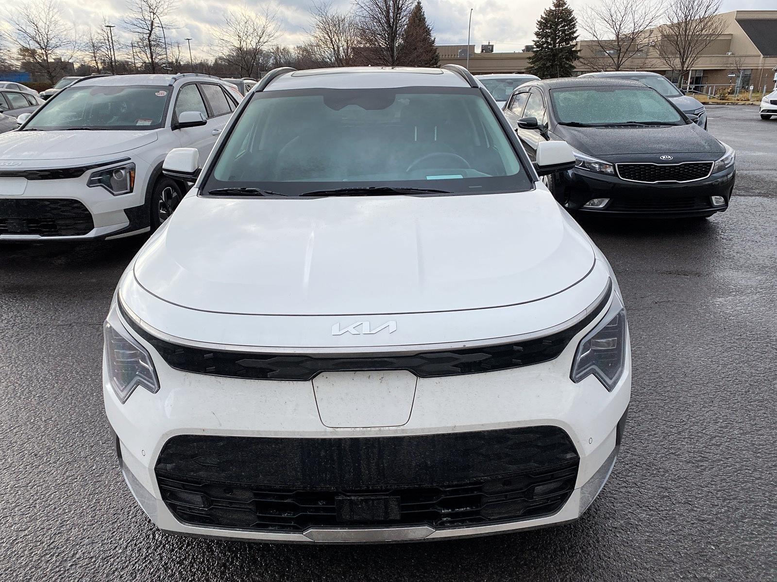 Used 2024 Kia Niro EV with 23,000 km for sale at Otogo