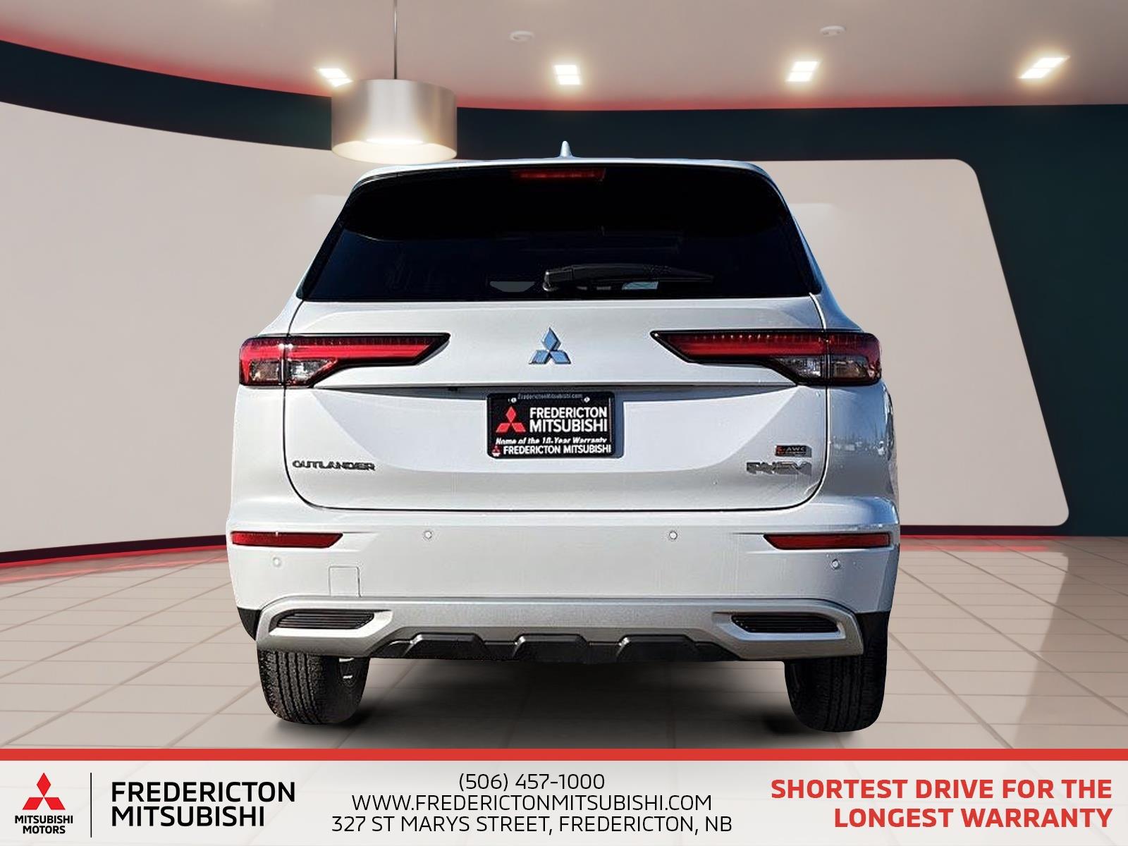 2025 Mitsubishi Outlander PHEV SE
