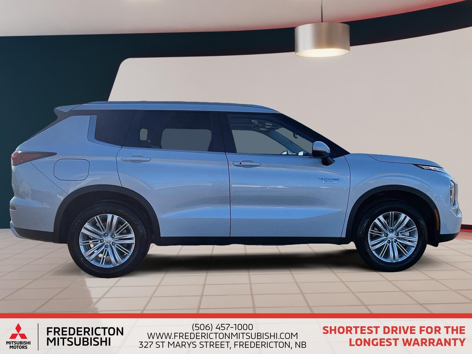 2025 Mitsubishi Outlander PHEV SE