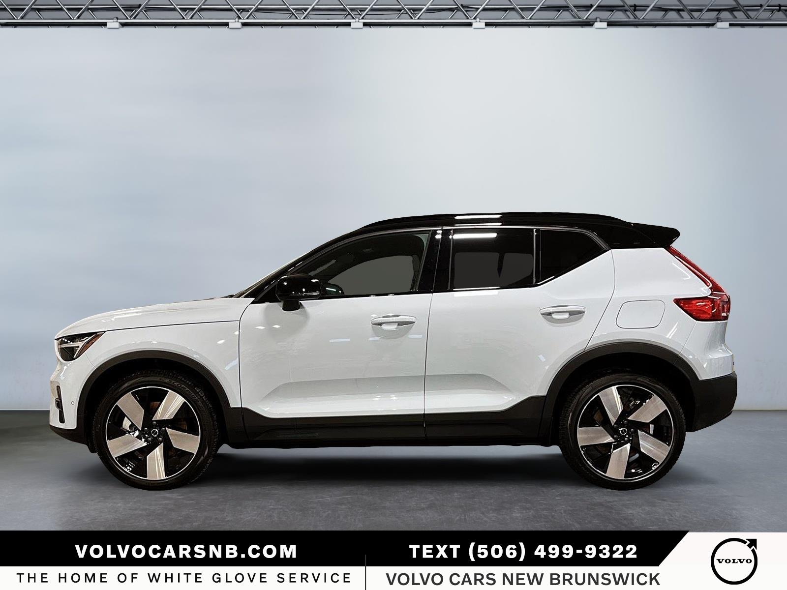 2025 Volvo EX40 Twin Motor Ultra