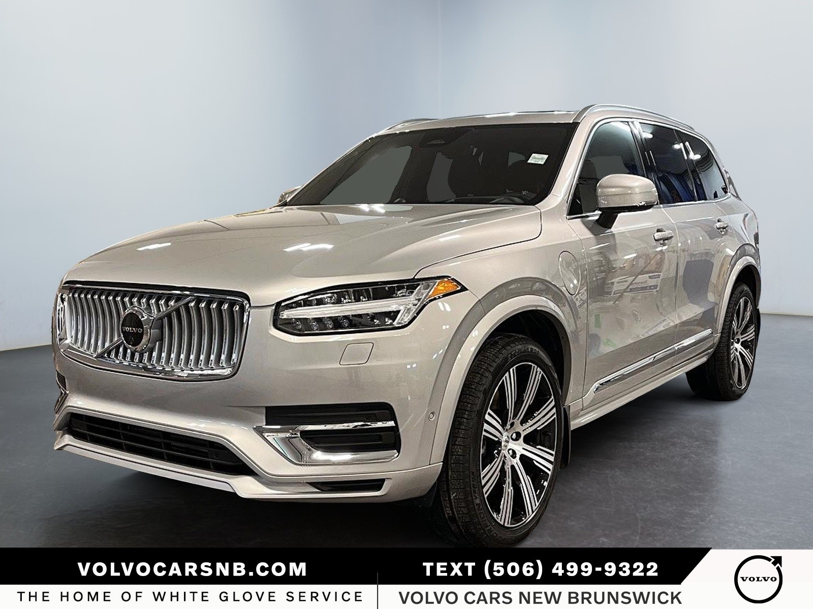 2025 Volvo XC90 Plug-In Hybrid  T8 Ultra Bright Theme