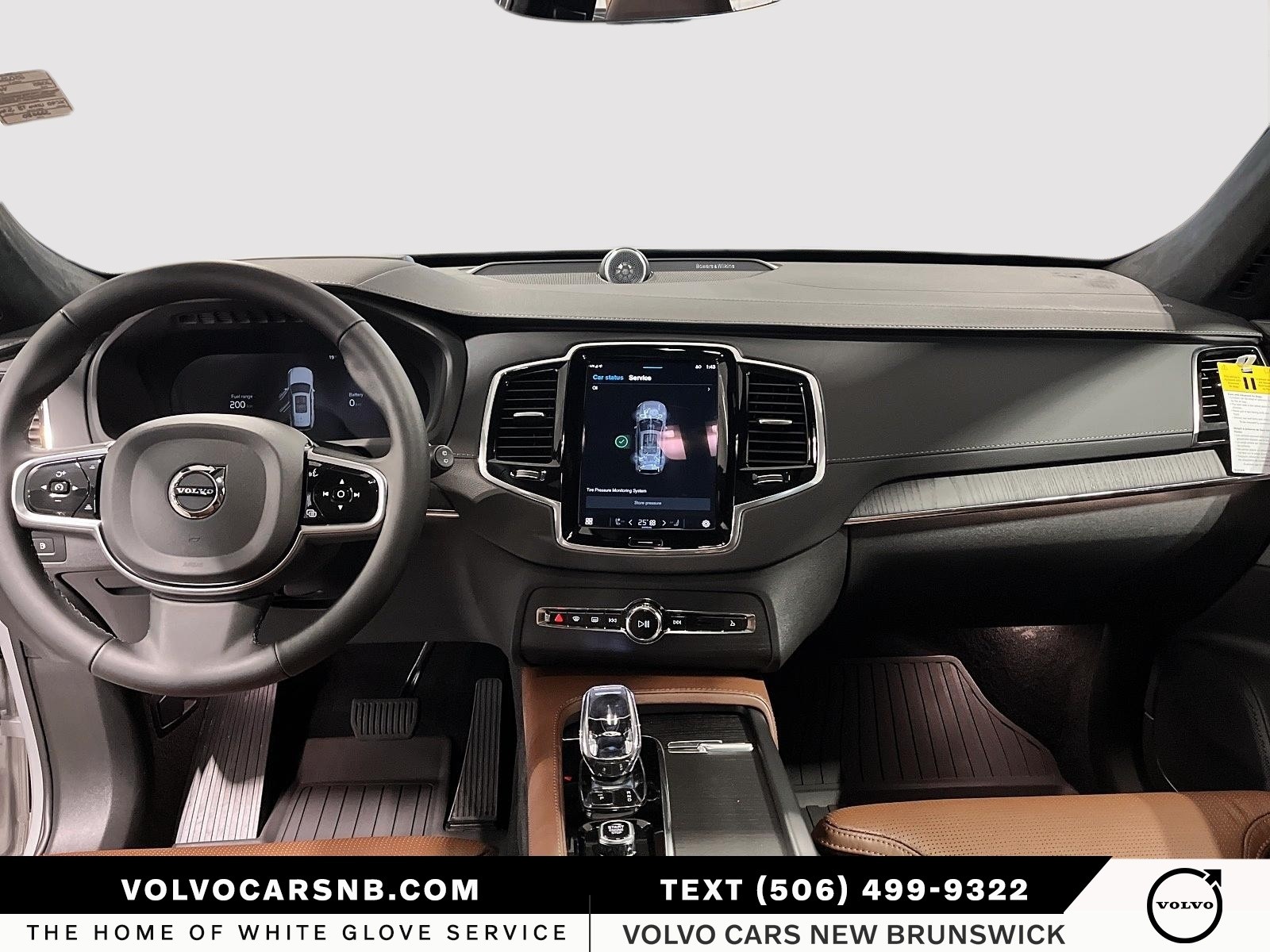 2025 Volvo XC90 Plug-In Hybrid T8 Ultra Bright Theme