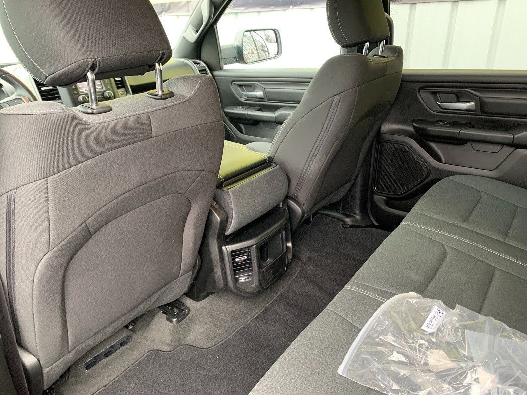 RAM 1500 2024 - Image 16