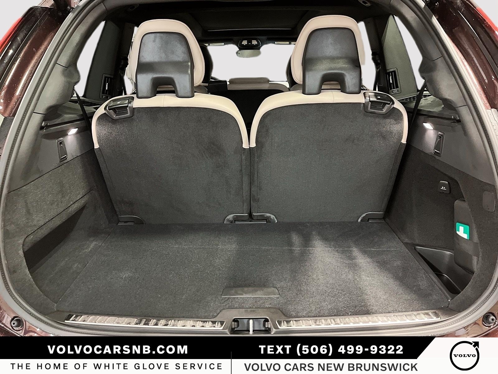 2025 Volvo XC90 Plug-In Hybrid T8 Plus Bright Theme