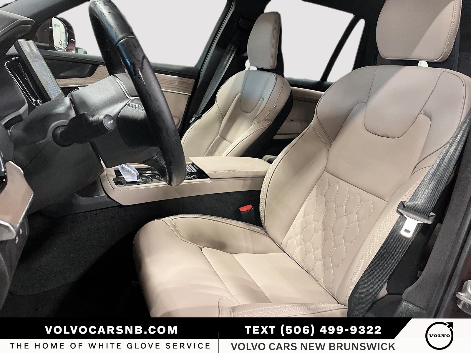 2025 Volvo XC90 Plug-In Hybrid T8 Plus Bright Theme