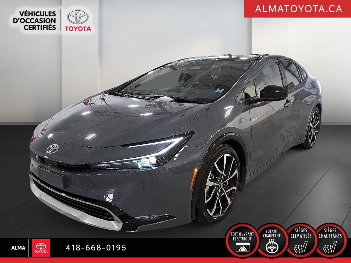 Used 2024 Toyota Prius Prime with 6,808 km for sale at Otogo
