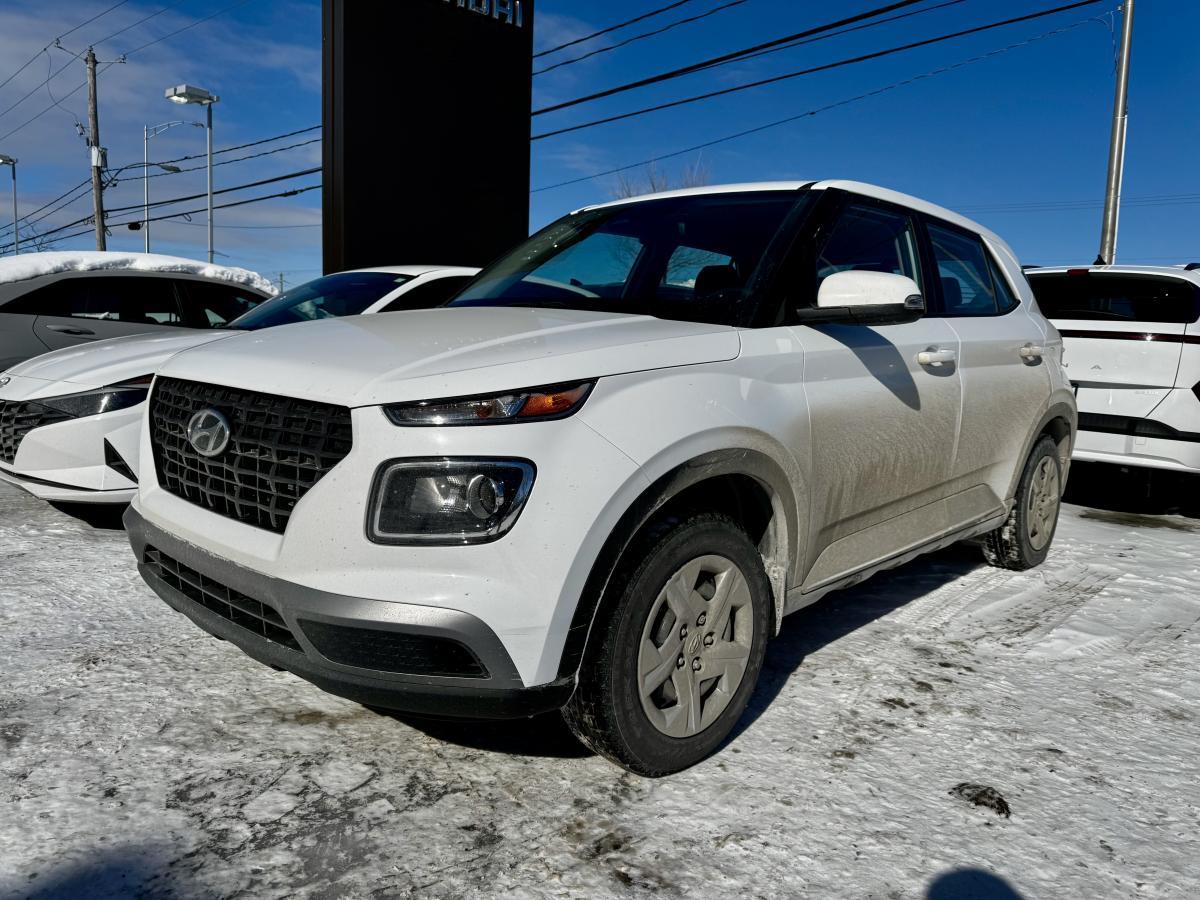 Used 2025 Hyundai Venue with 4,562 km for sale at Otogo