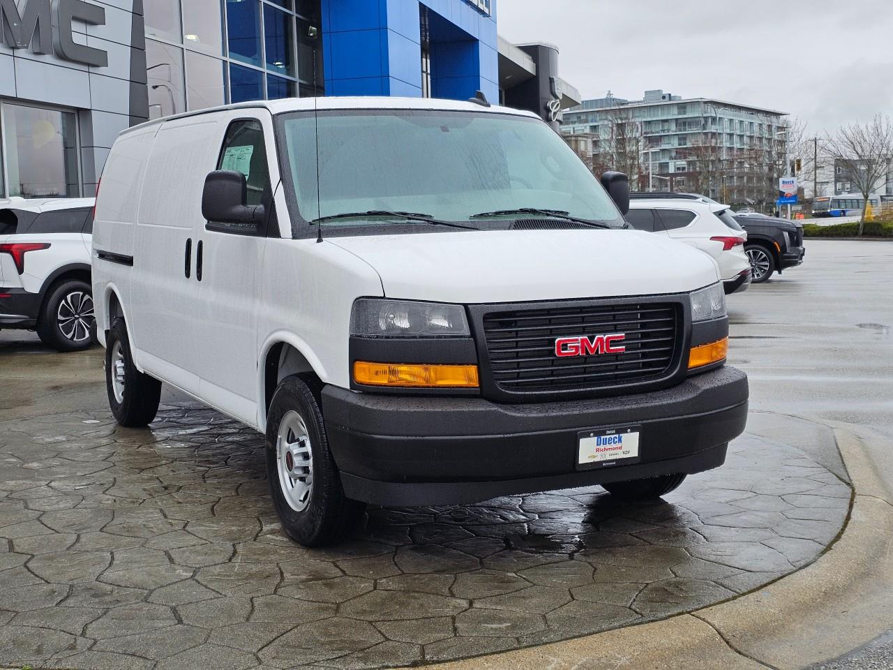 2025 GMC Savana Cargo 2500 RWD