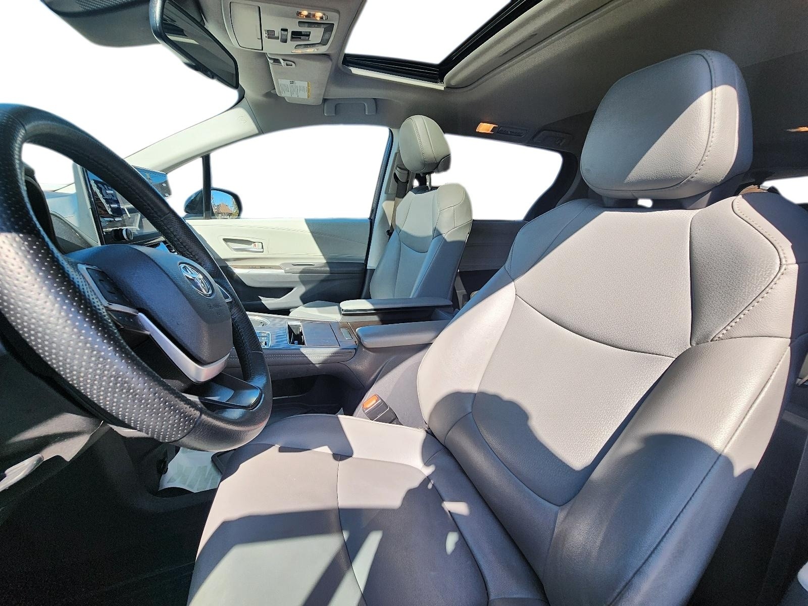 2021 Toyota Sienna LE 8-Passenger