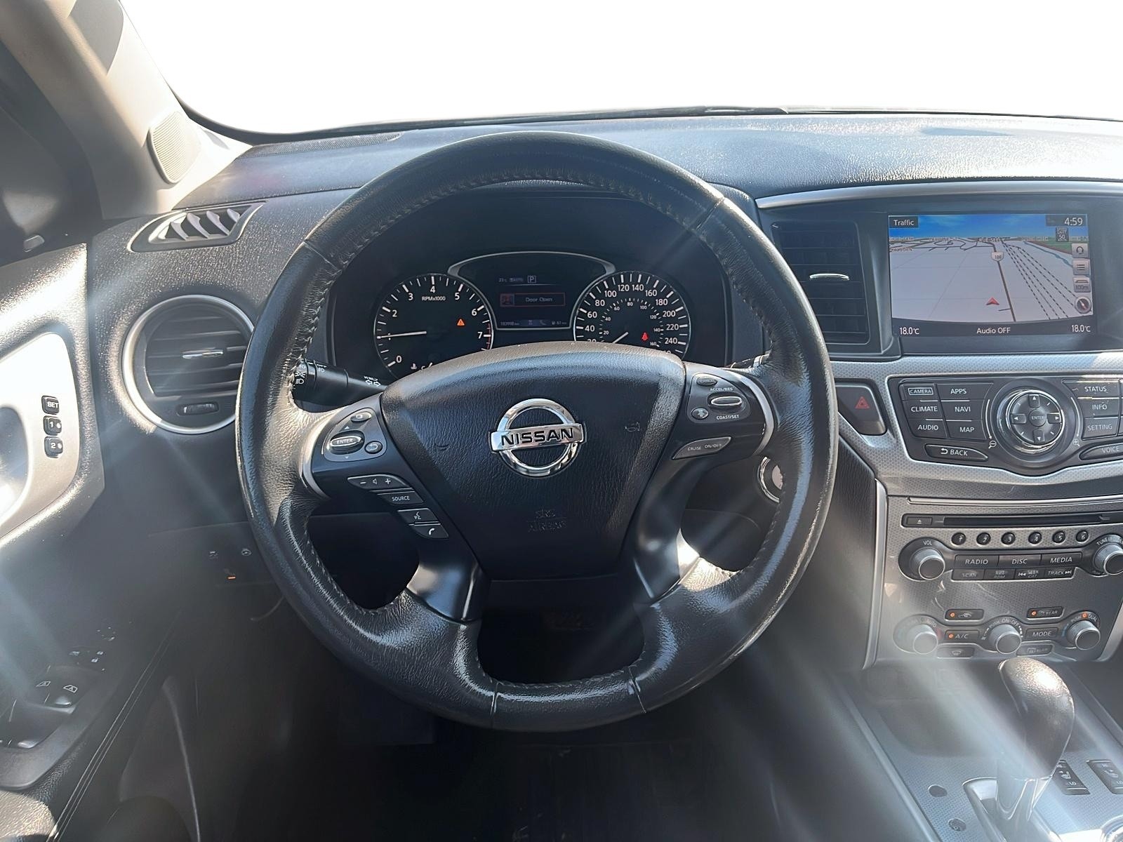 2018 Nissan Pathfinder SL Premium