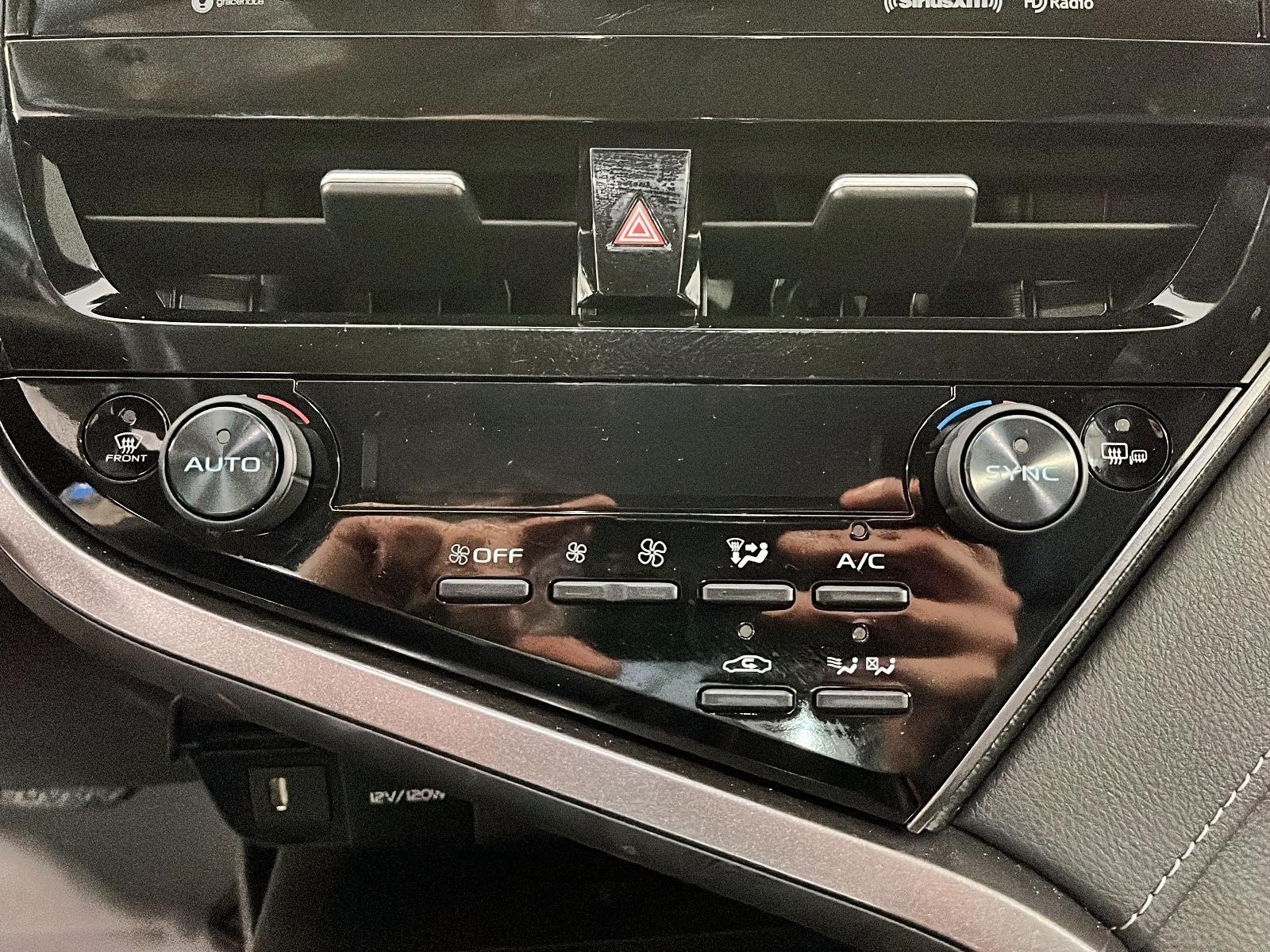 2024 Toyota Camry Hybrid XSE