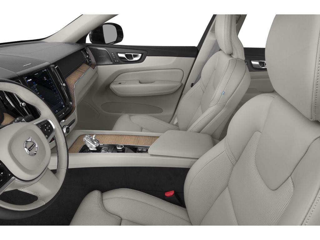 2025 Volvo XC60 Plug-In Hybrid T8 Ultra Dark Theme
