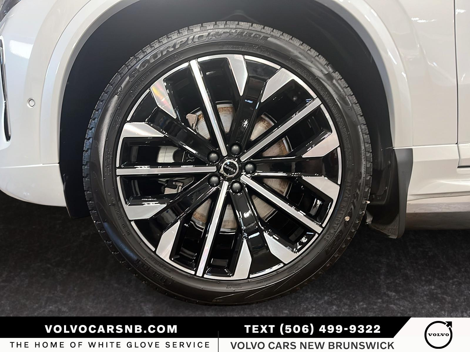 2025 Volvo XC90 ULTRA BRIGHT THEME