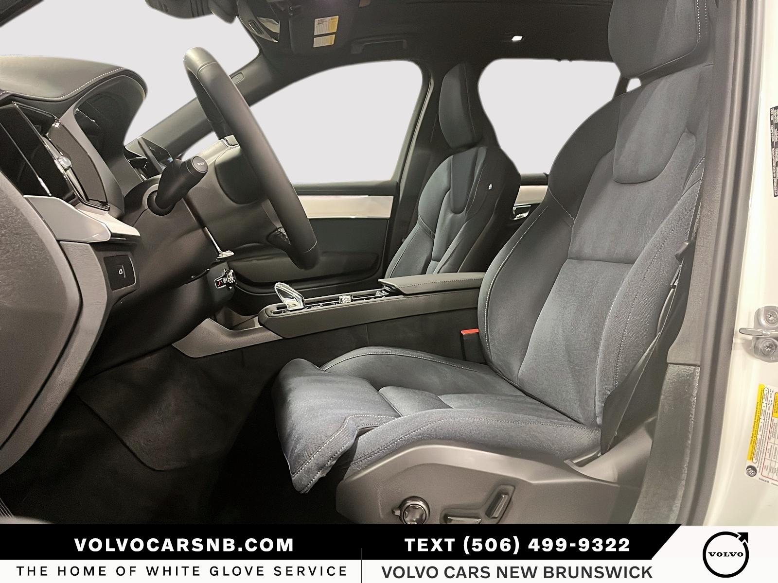 2025 Volvo XC90 ULTRA BRIGHT THEME