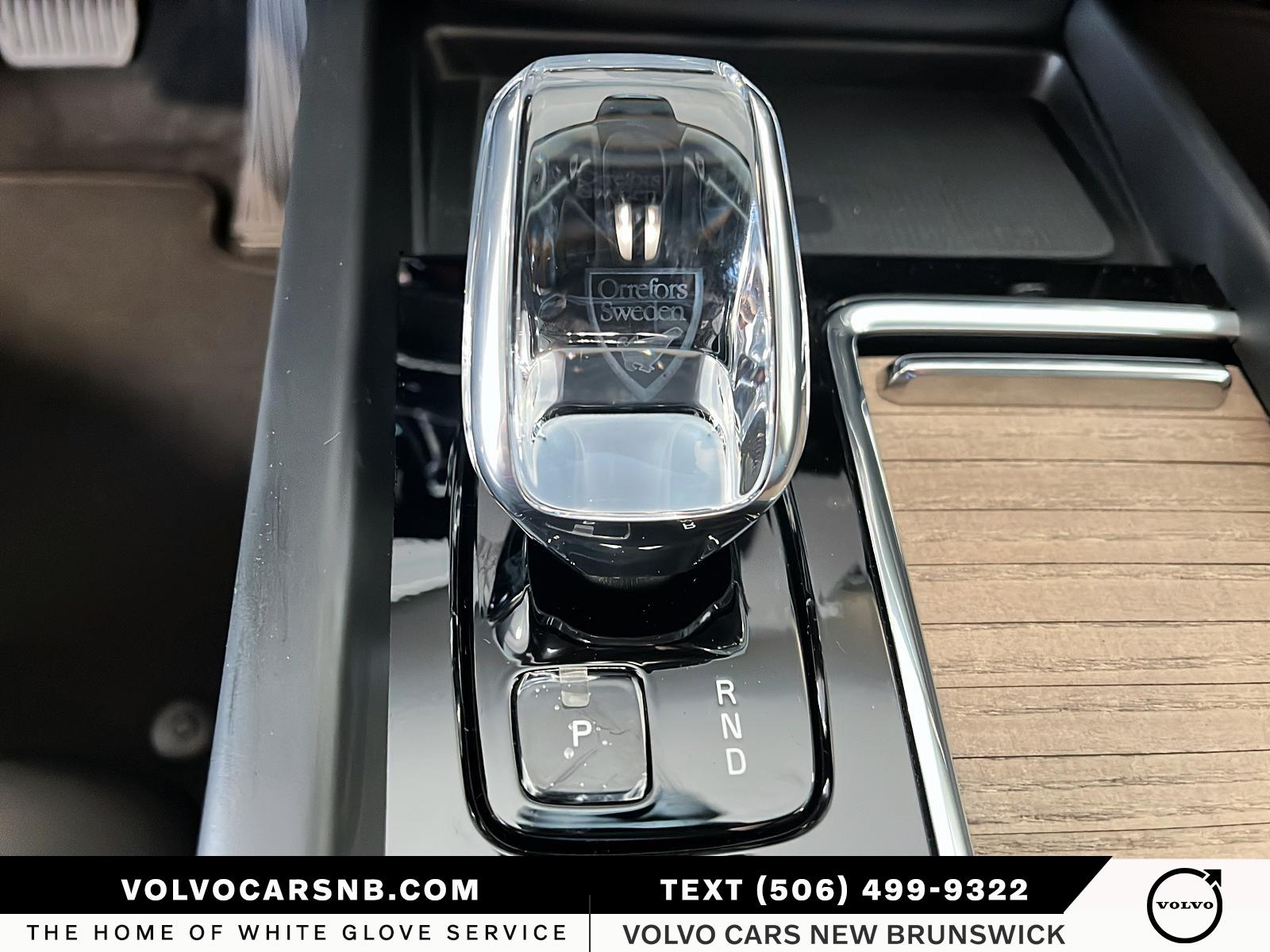 2026 Volvo XC60 B5 Plus Dark Theme