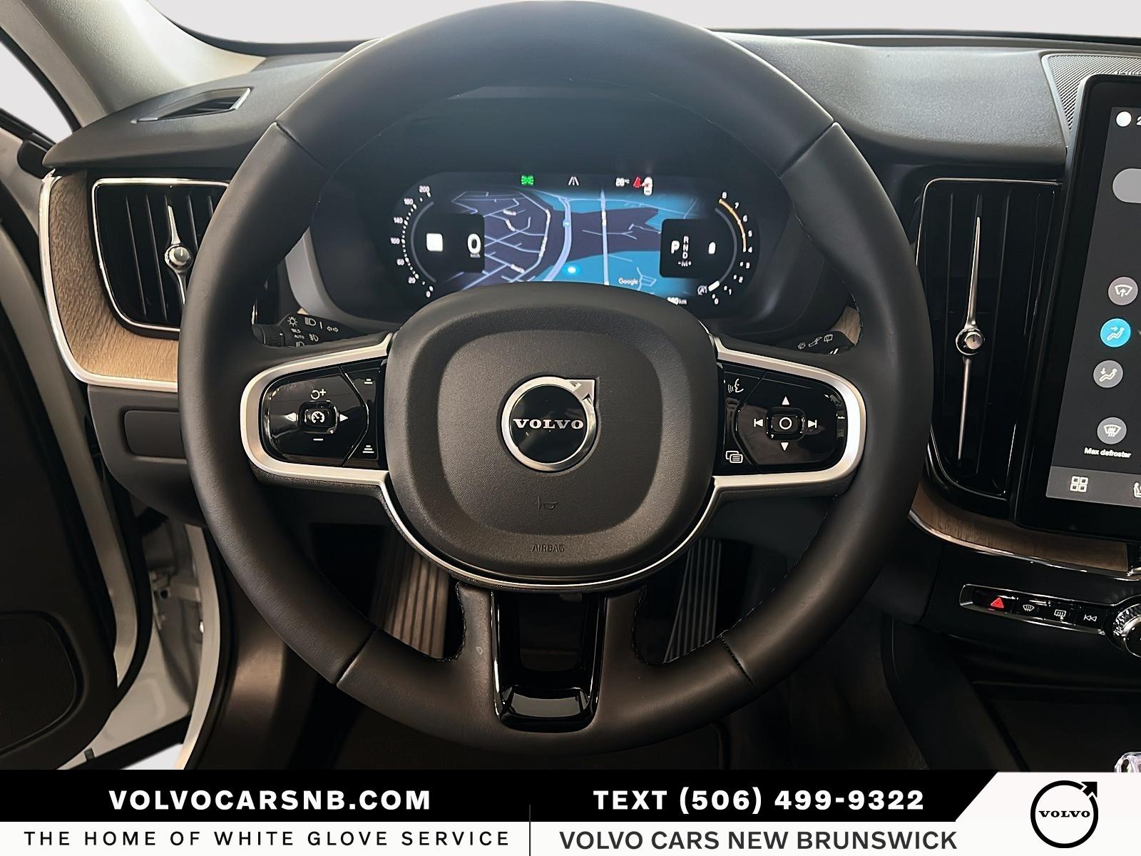 2026 Volvo XC60 B5 Plus Dark Theme