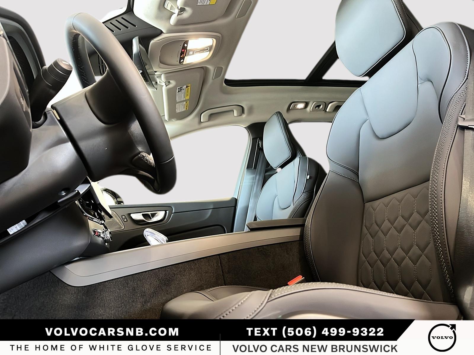 2026 Volvo XC60 B5 Plus Dark Theme