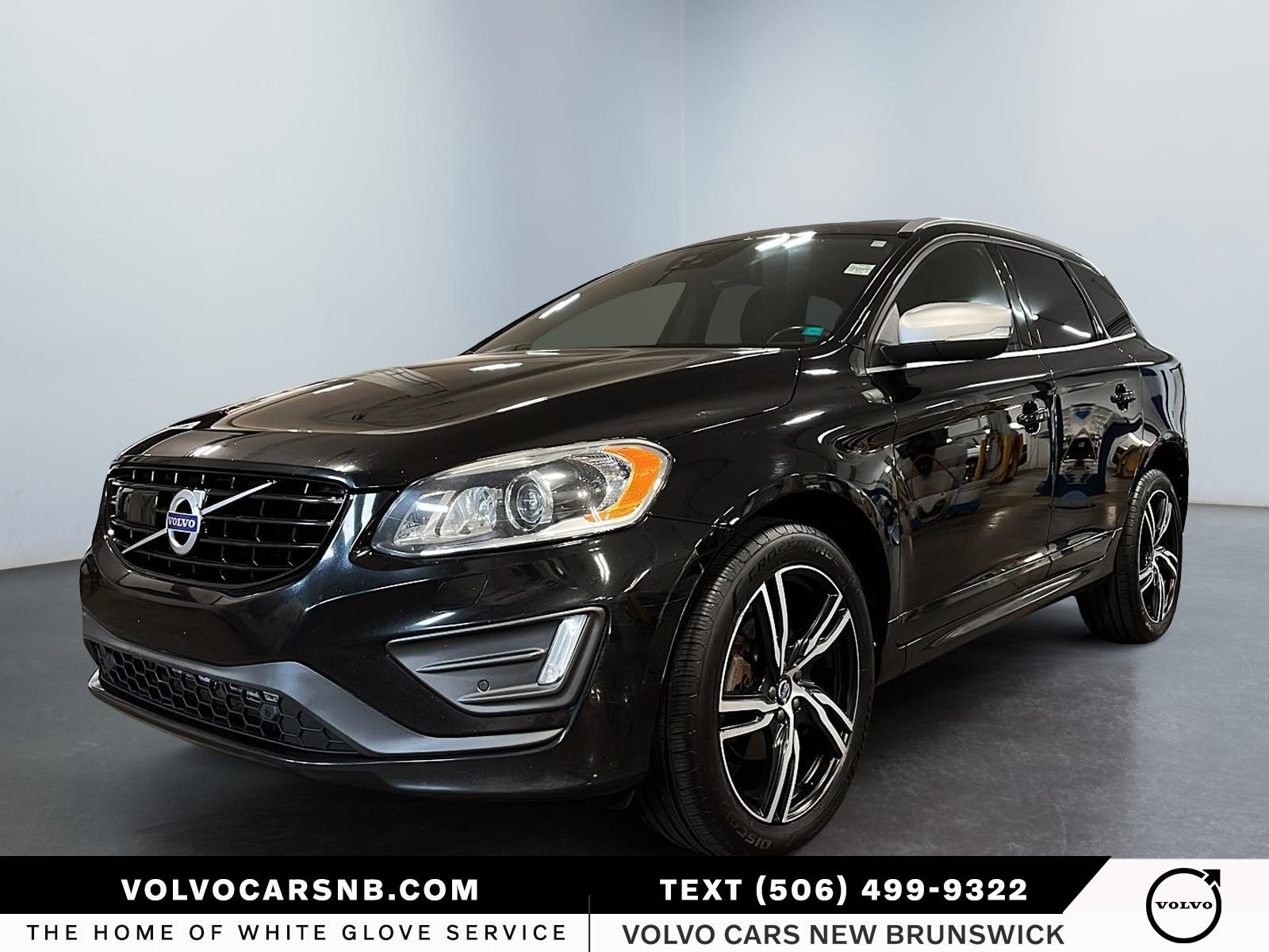 2017 Volvo XC60 T6 Drive-E R-Design