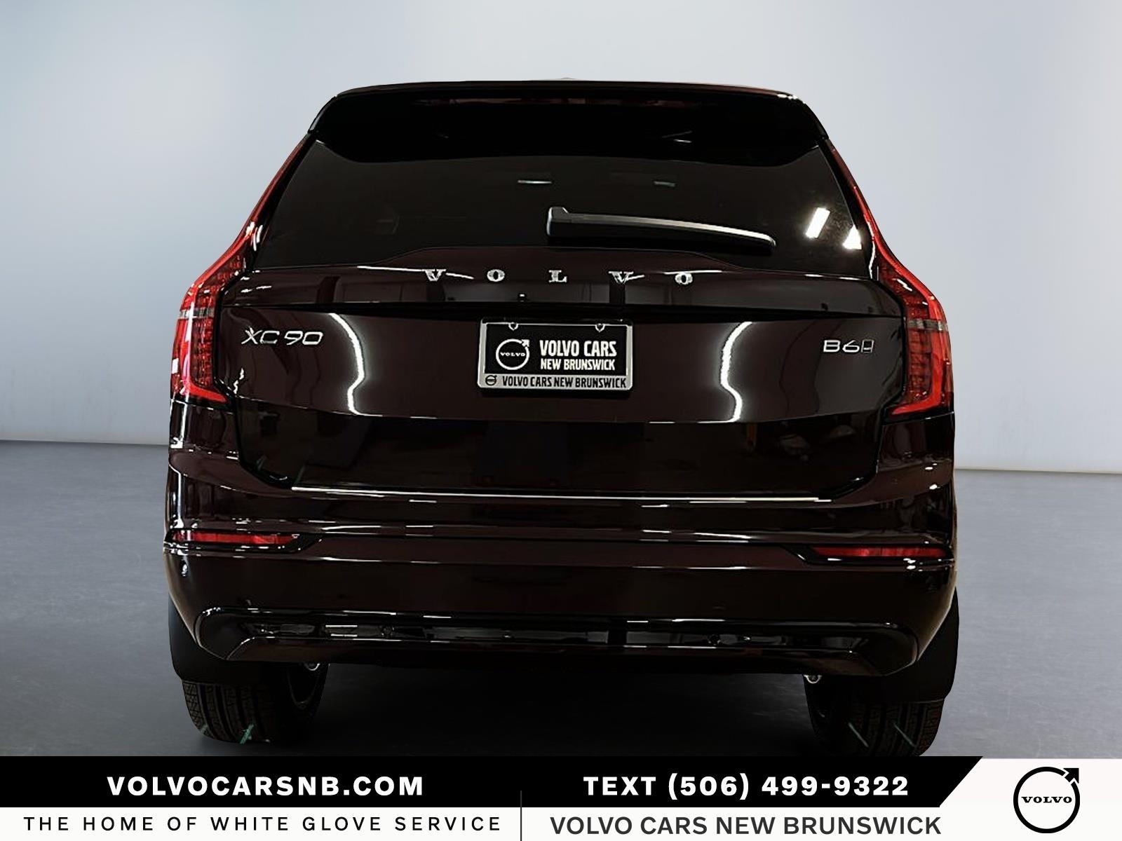 2026 Volvo XC90 B6 Ultra Bright Theme