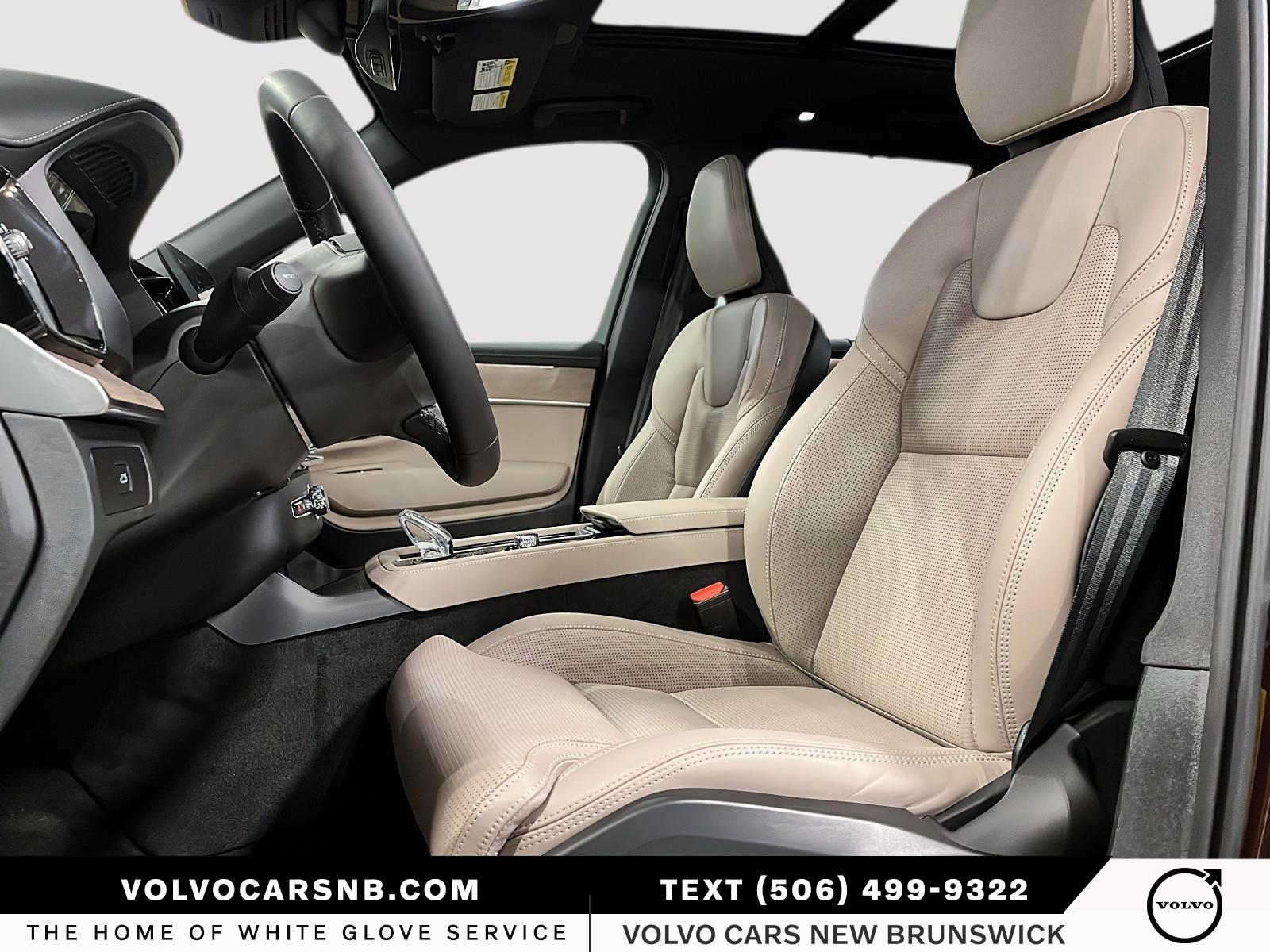 2026 Volvo XC90 B6 Ultra Bright Theme