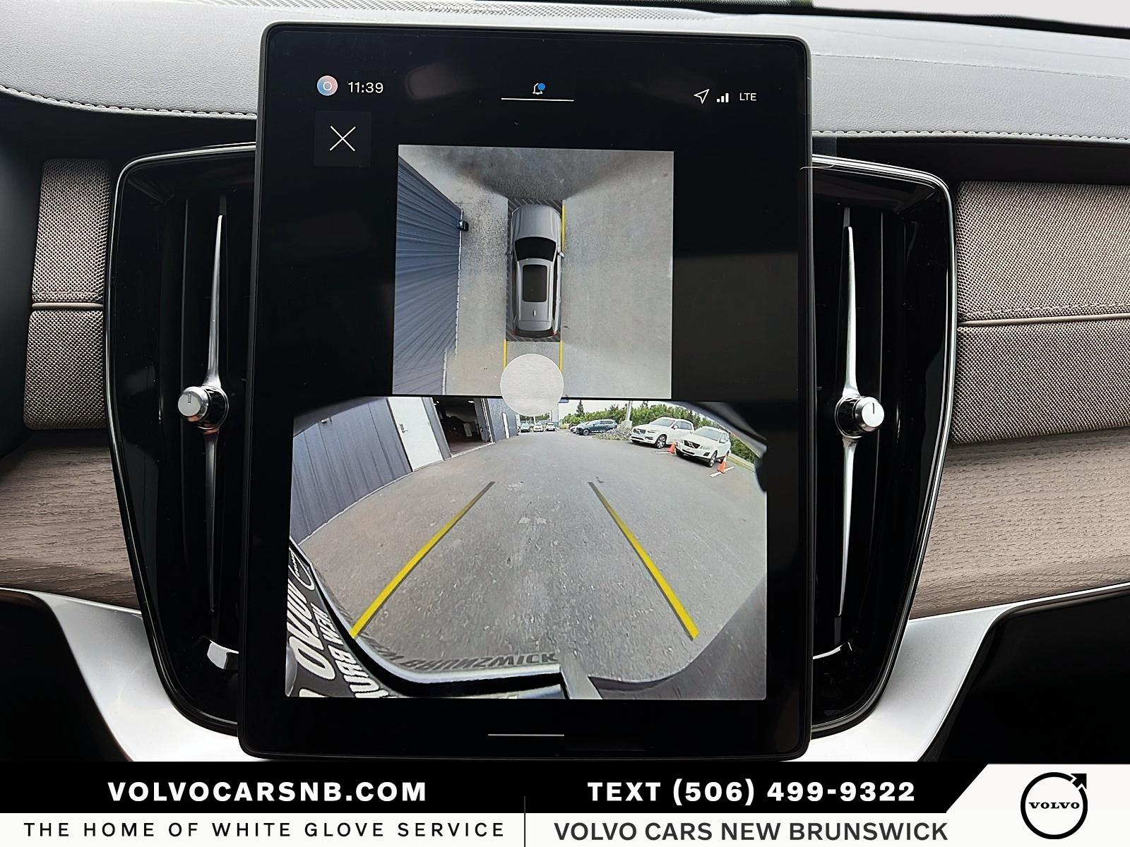 2026 Volvo XC90 B6 Ultra Bright Theme