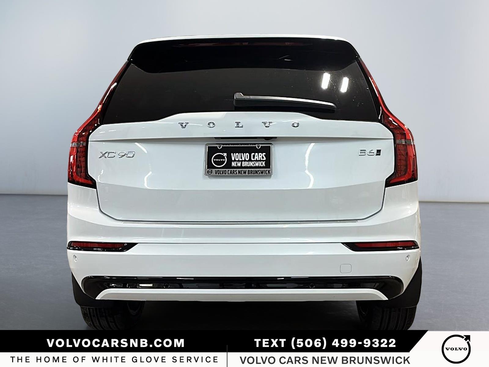 2026 Volvo XC90 B6 Ultra Bright Theme