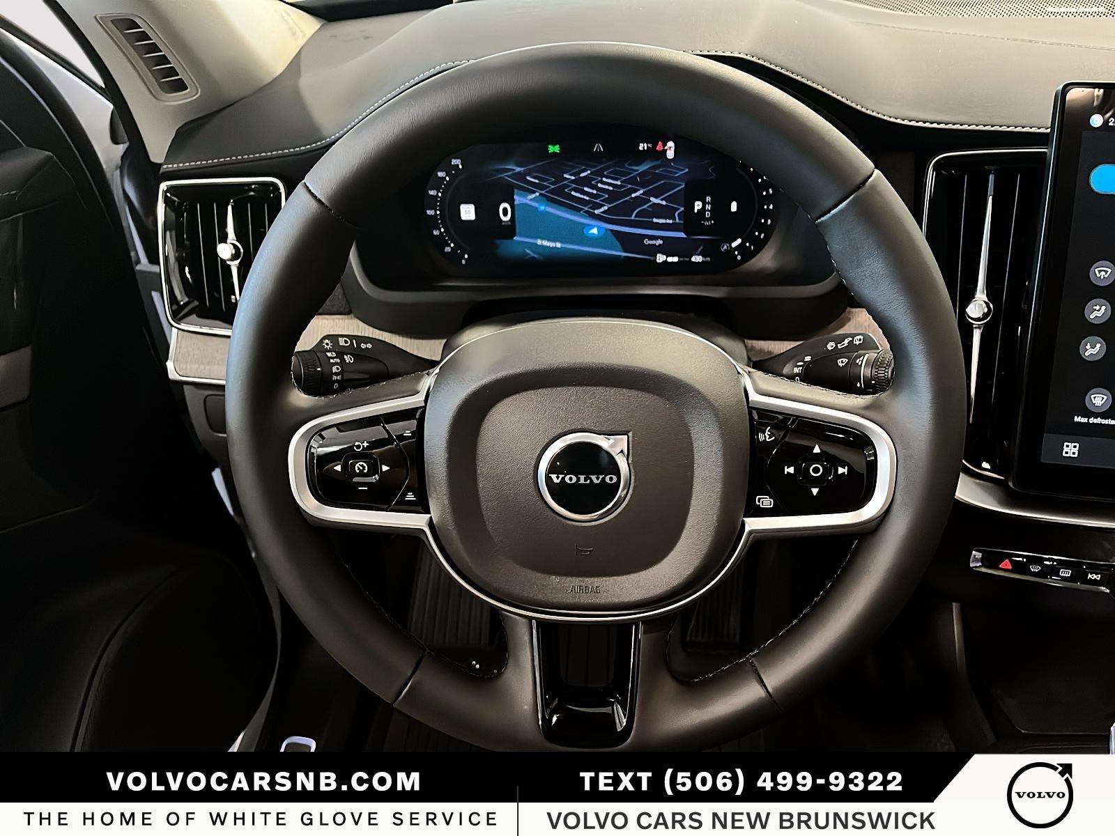 2026 Volvo XC90 B6 Ultra Bright Theme