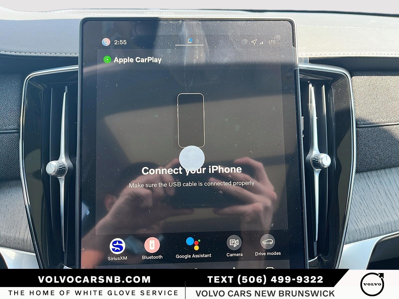 2026 Volvo XC90 B6 Ultra Bright Theme