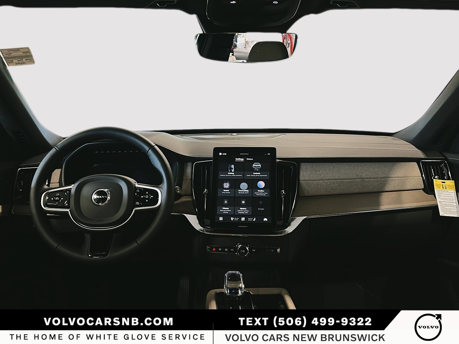 2026 Volvo XC90 B6 Plus Bright Theme