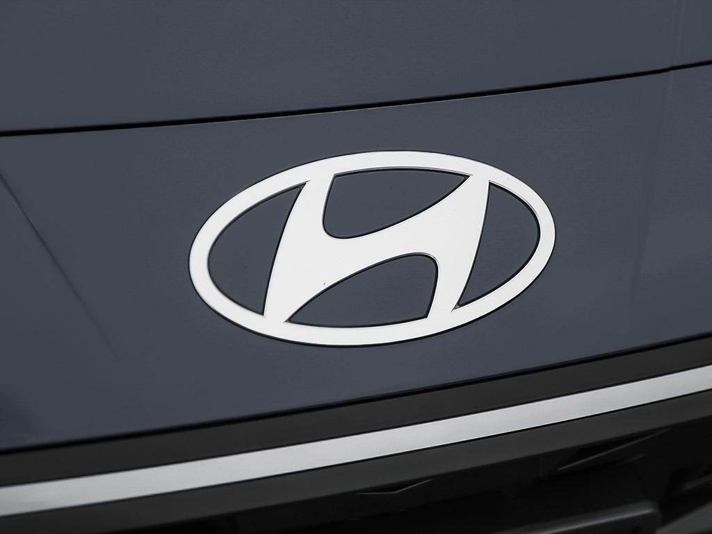 2025 Grey Hyundai Elantra Luxury FWD Compact