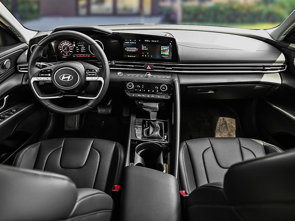 2025 Grey Hyundai Elantra Luxury FWD Compact