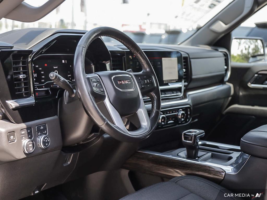 used 2023 GMC Sierra 1500 car, priced at $39,299