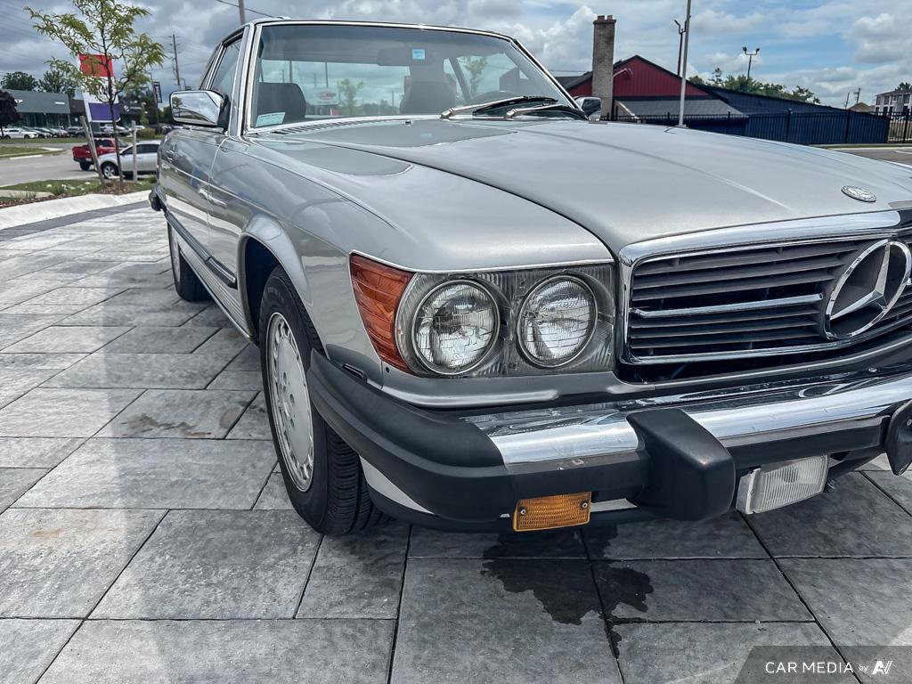 used 1989 Mercedes-Benz 560SL car, priced at $29,994